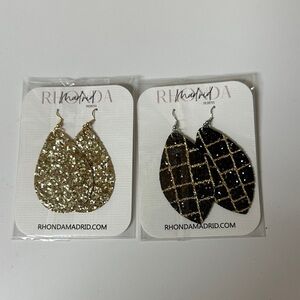 Gold and Black Teardrop Earrings Set